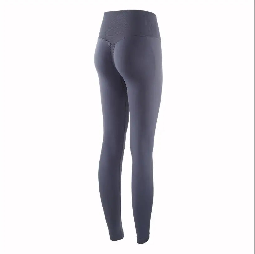 Achieve a sculpted silhouette in our Scrunch Booty Leggings. Designed for comfort and style, these leggings enhance your natural curves.