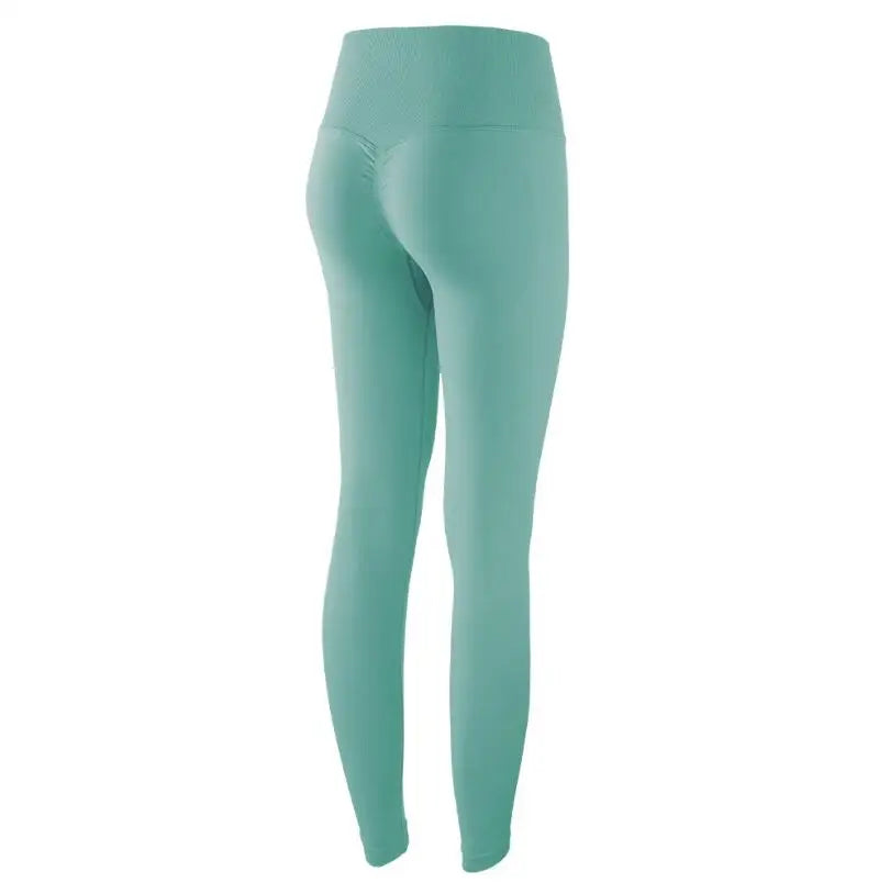 Achieve a sculpted silhouette in our Scrunch Booty Leggings. Designed for comfort and style, these leggings enhance your natural curves.